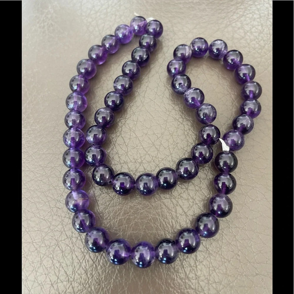 Jewelry - Exquisite Unstrung Amethyst Beads